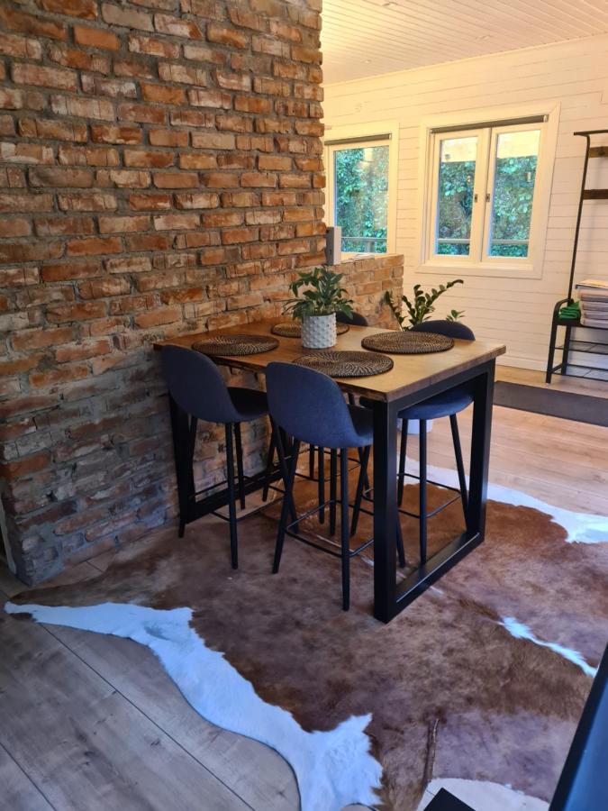 Pinebo Palace Guesthouse Ulricehamn Dış mekan fotoğraf